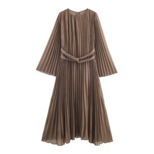 Folded waist design with a sense of cut flower dress